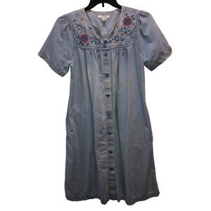 Go Softly Patio Women Small Blue Flowers Up Denim Chambray House Dress Robe